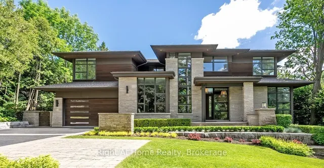 265 Maple Grove Dr, Oakville 2