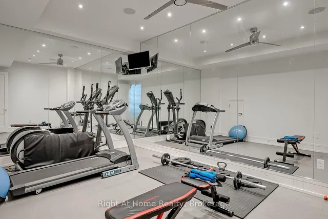 265 Maple Grove Dr, Oakville 5