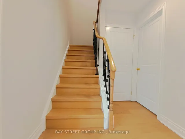 3282 Dragon Dr, Mississauga 5