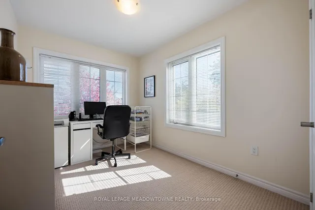 16 Ridgegate Cres, Halton Hills 2