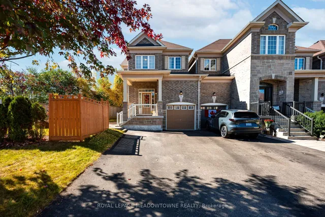 16 Ridgegate Cres, Halton Hills 4