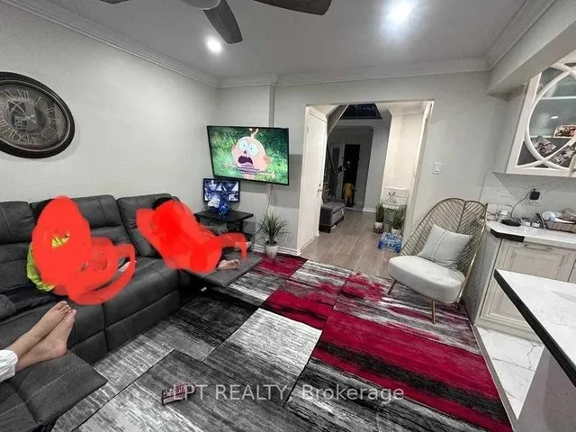 8 Banner Rd, Brampton 2
