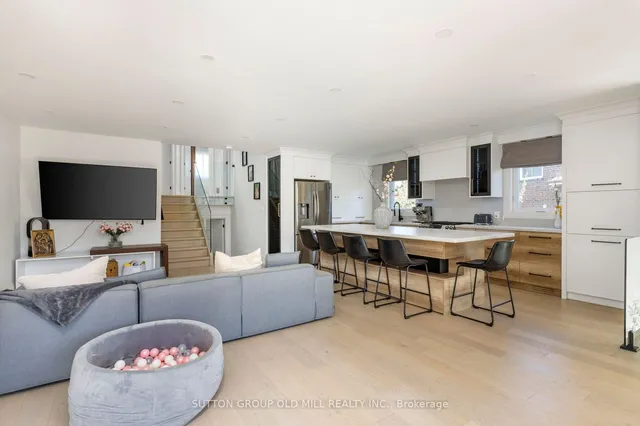 1645 Copseholm Tr, Mississauga 5