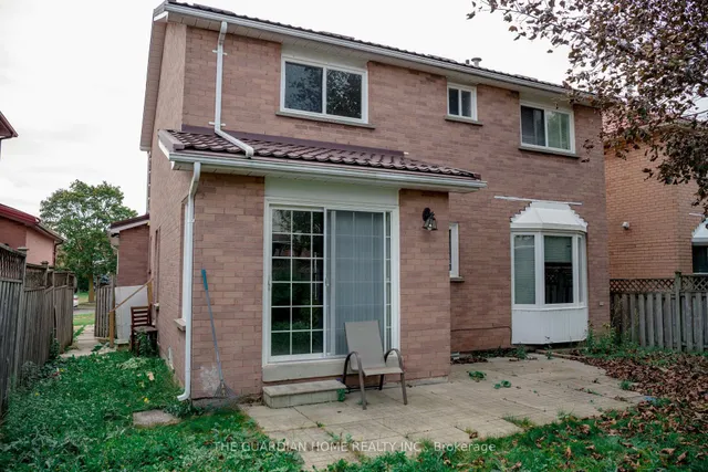 11 Burnhope Dr, Brampton 4