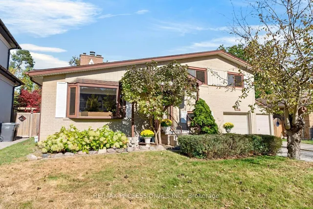 2467 Edenhurst Dr, Mississauga 2