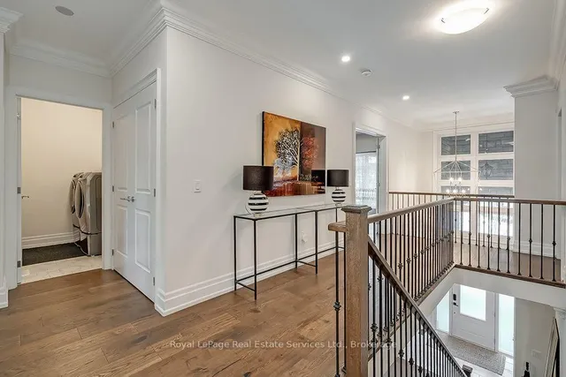 124 Paliser Crt, Oakville 4