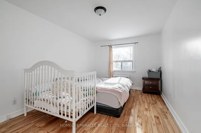 44 Leduc Dr, Toronto 5