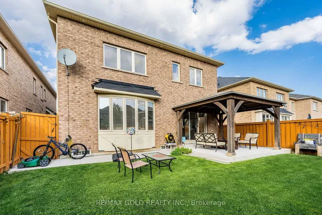 54 Orangeblossom Tr, Brampton 5
