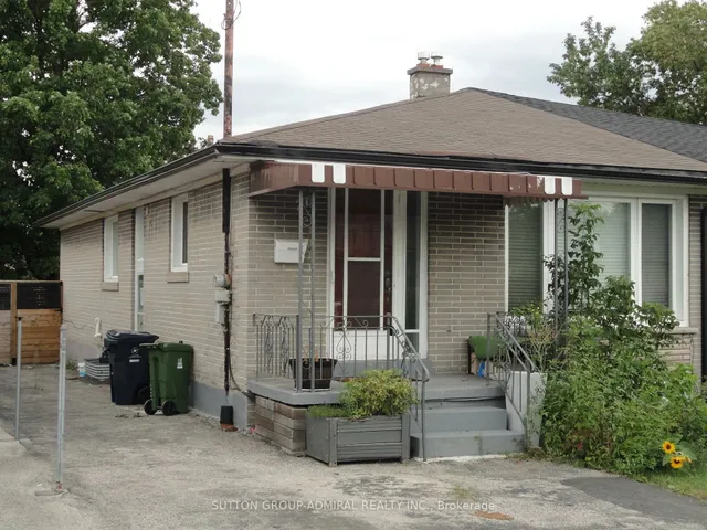 23 Chalkfarm Dr Dr, Toronto 2