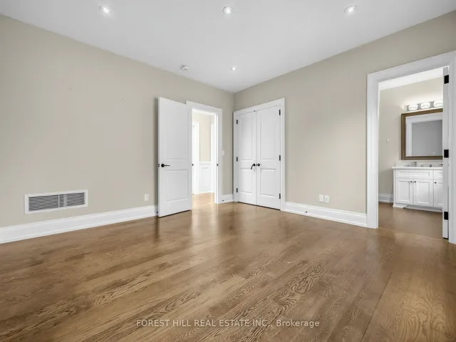302 Pinehurst Dr, Oakville 5