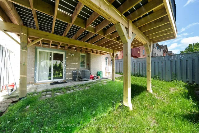 12 Pefferlaw Dr, Brampton 5