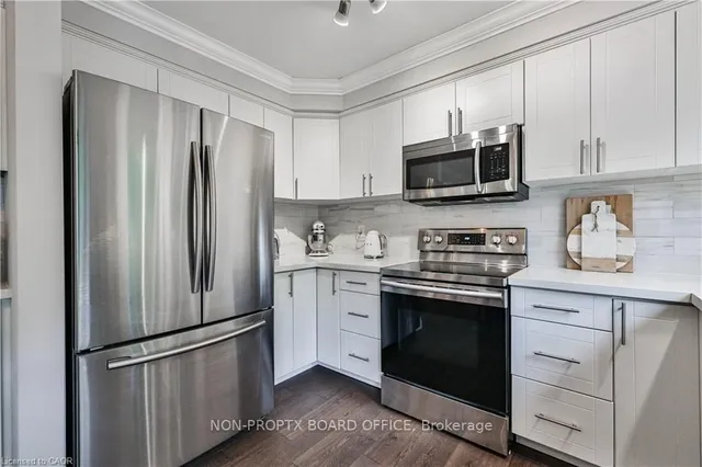 2387 Lionstone Dr, Oakville 4