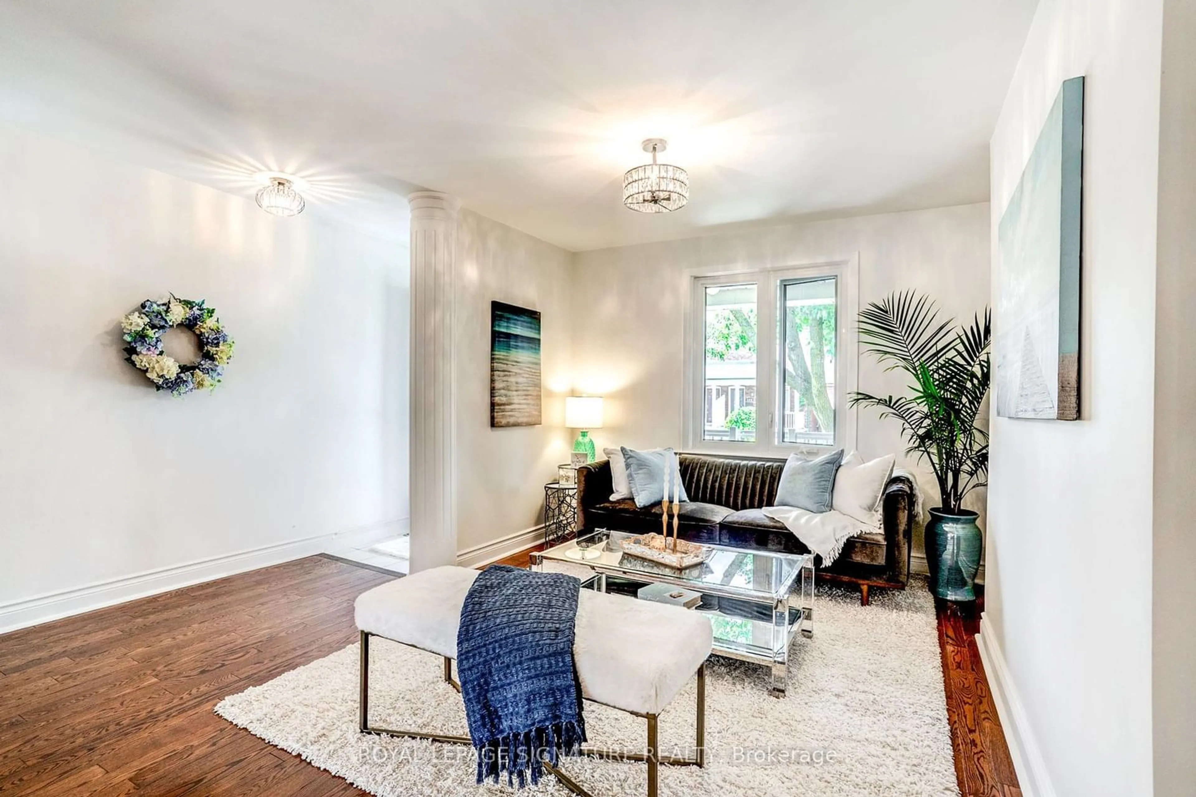 trreb/IMG-W14033352_3eb1ee0f-eae0-4d8e-acb8-14f2989c39e3-l.jpg
