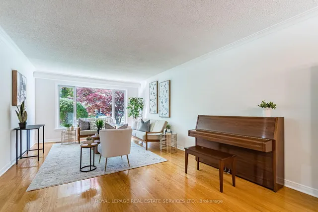 213 The Kingsway, Toronto 5