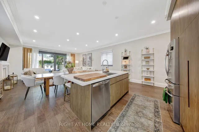 1017 Lorne Park Rd, Mississauga 5
