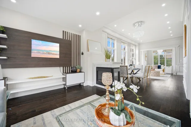 1 Adamsville Rd, Brampton 2