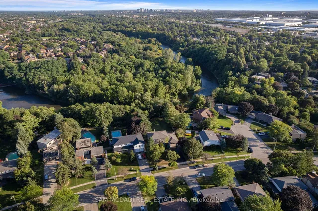 21 Kenninghall Blvd, Mississauga 3