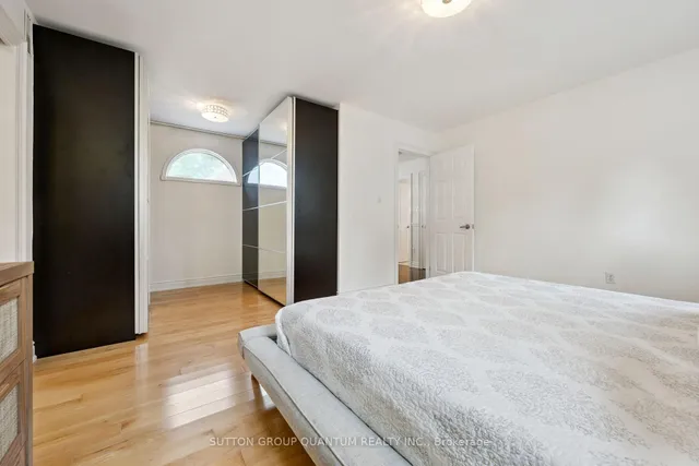 3092 Shannon Cres, Oakville 2