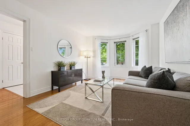 3092 Shannon Cres, Oakville 4