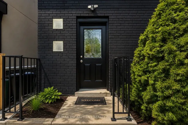 43 Broadview Ave, Mississauga 4