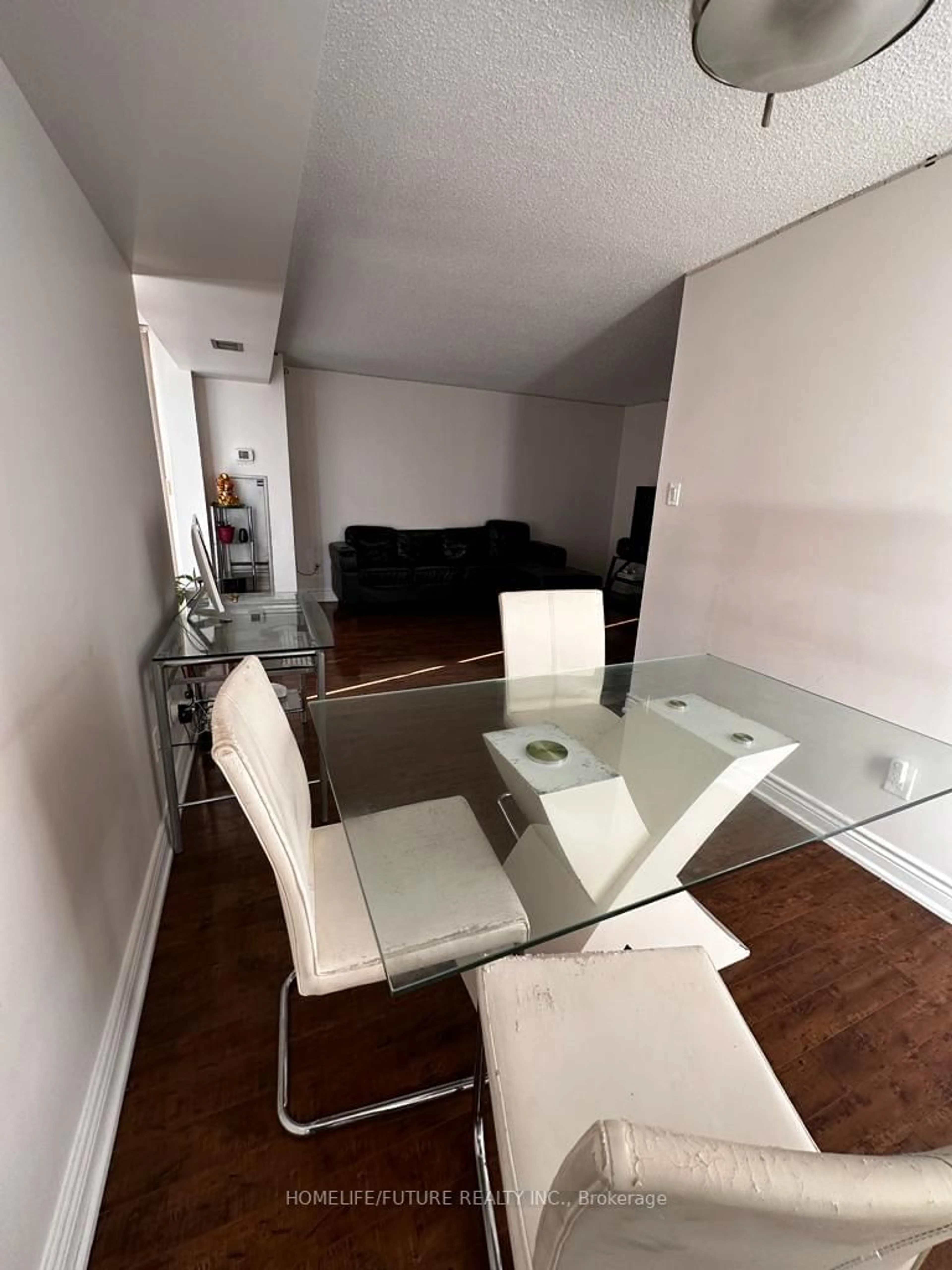 A pic of a room for 3077 Weston Rd #1105, Toronto Ontario M9M 3A1