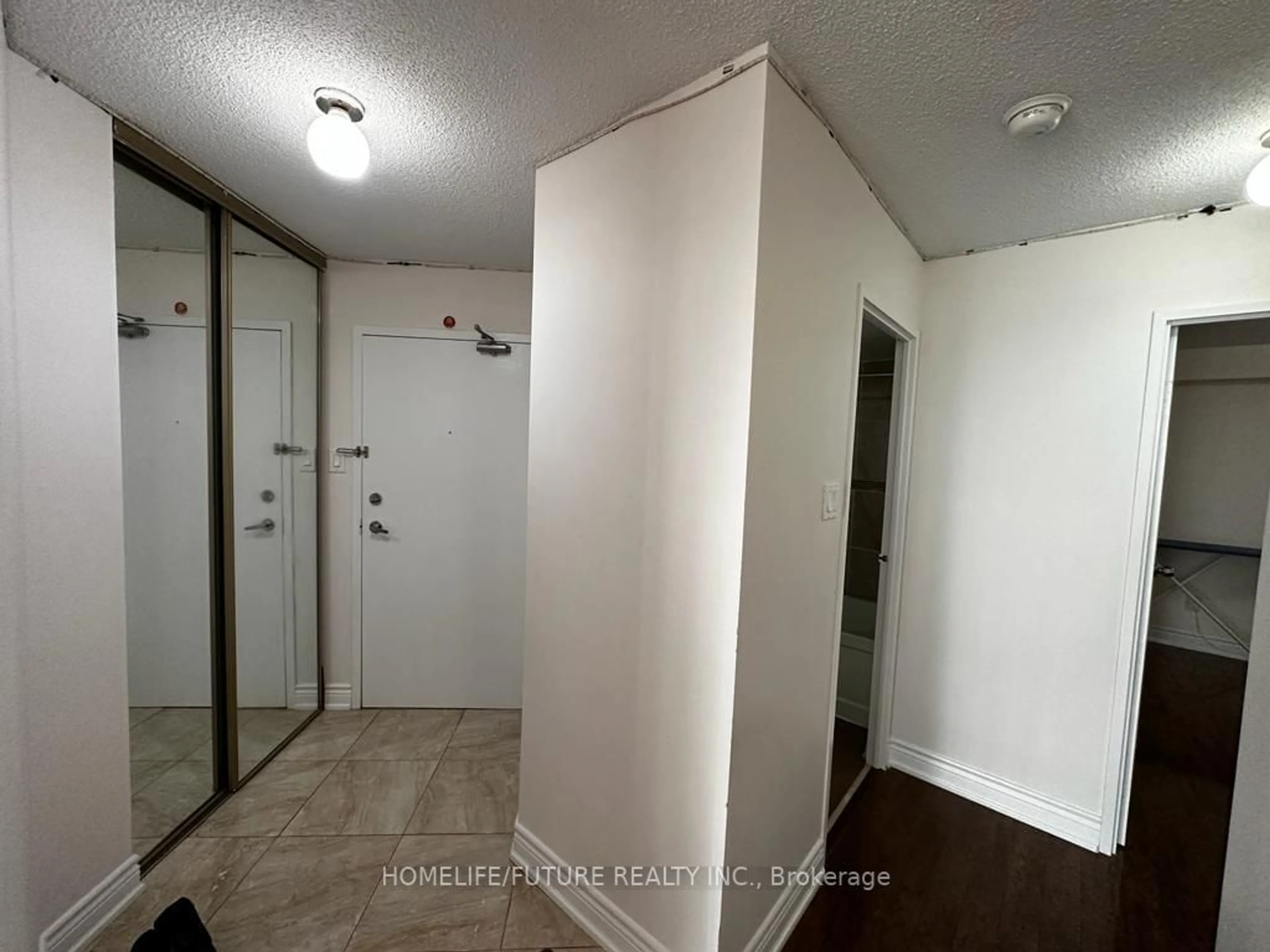 A pic of a room for 3077 Weston Rd #1105, Toronto Ontario M9M 3A1