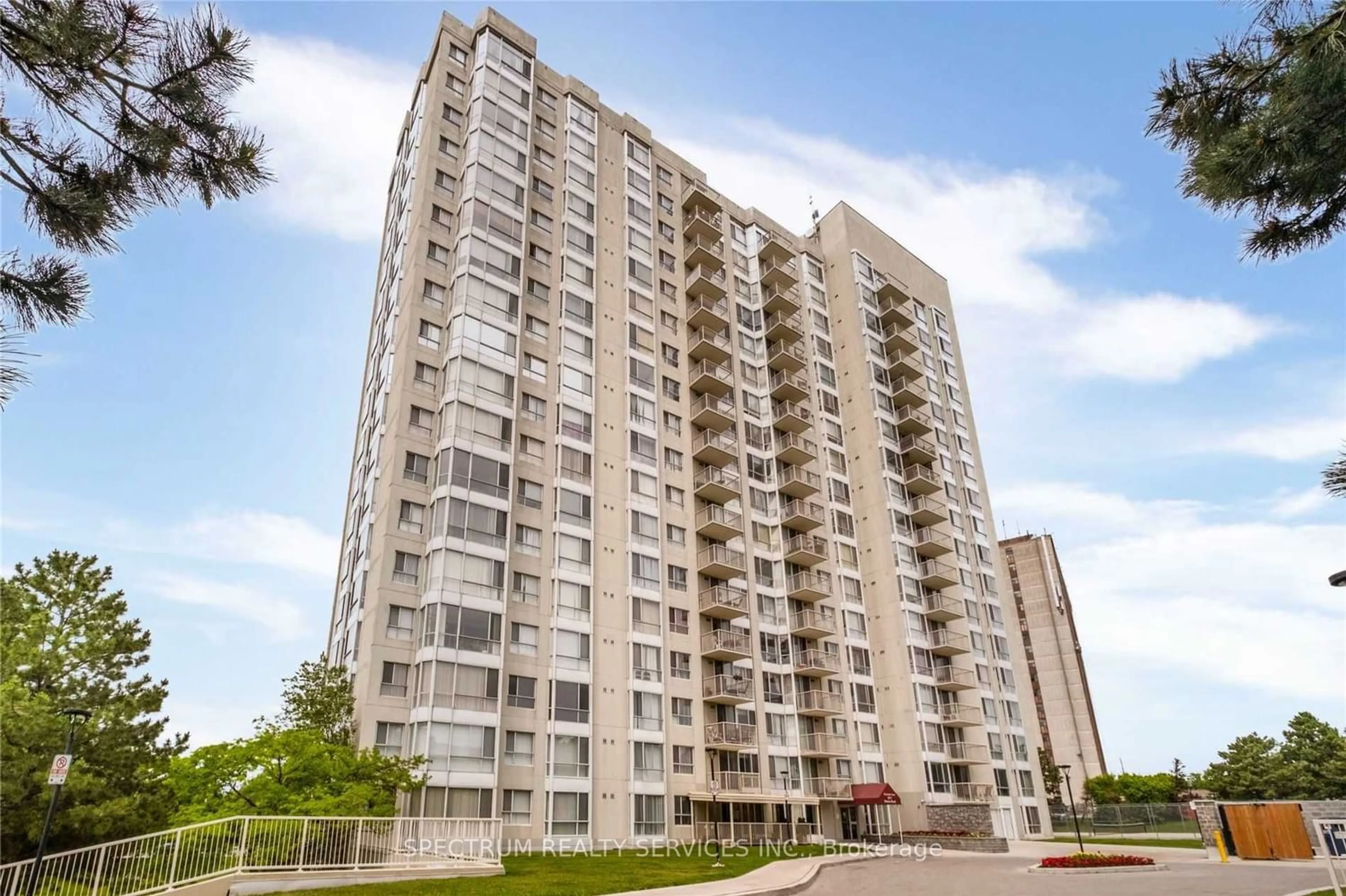 A pic from exterior of the house or condo for 3077 Weston Rd #1801, Toronto Ontario M9M 3A1