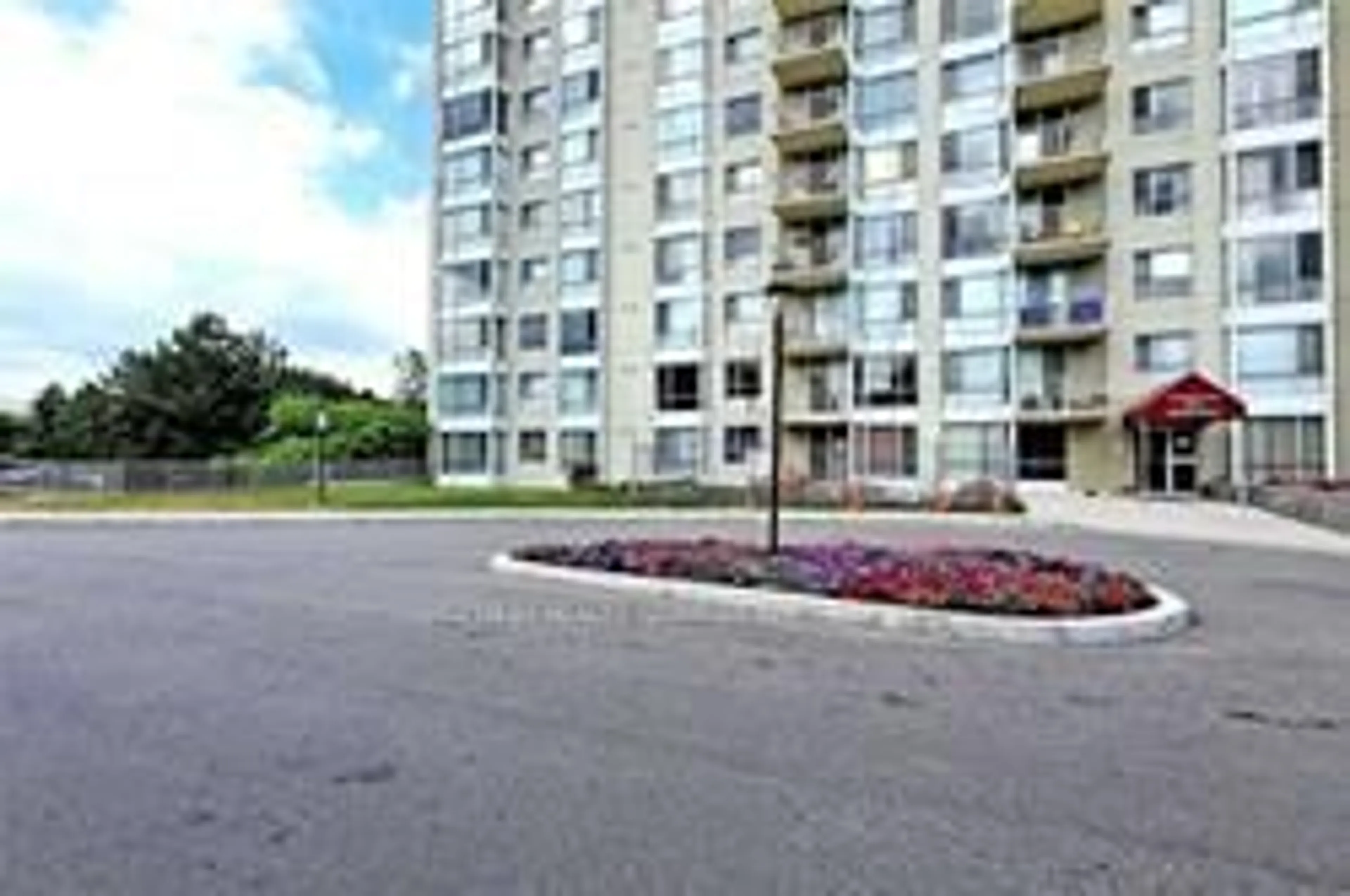 A pic from exterior of the house or condo for 3077 Weston Rd #1801, Toronto Ontario M9M 3A1