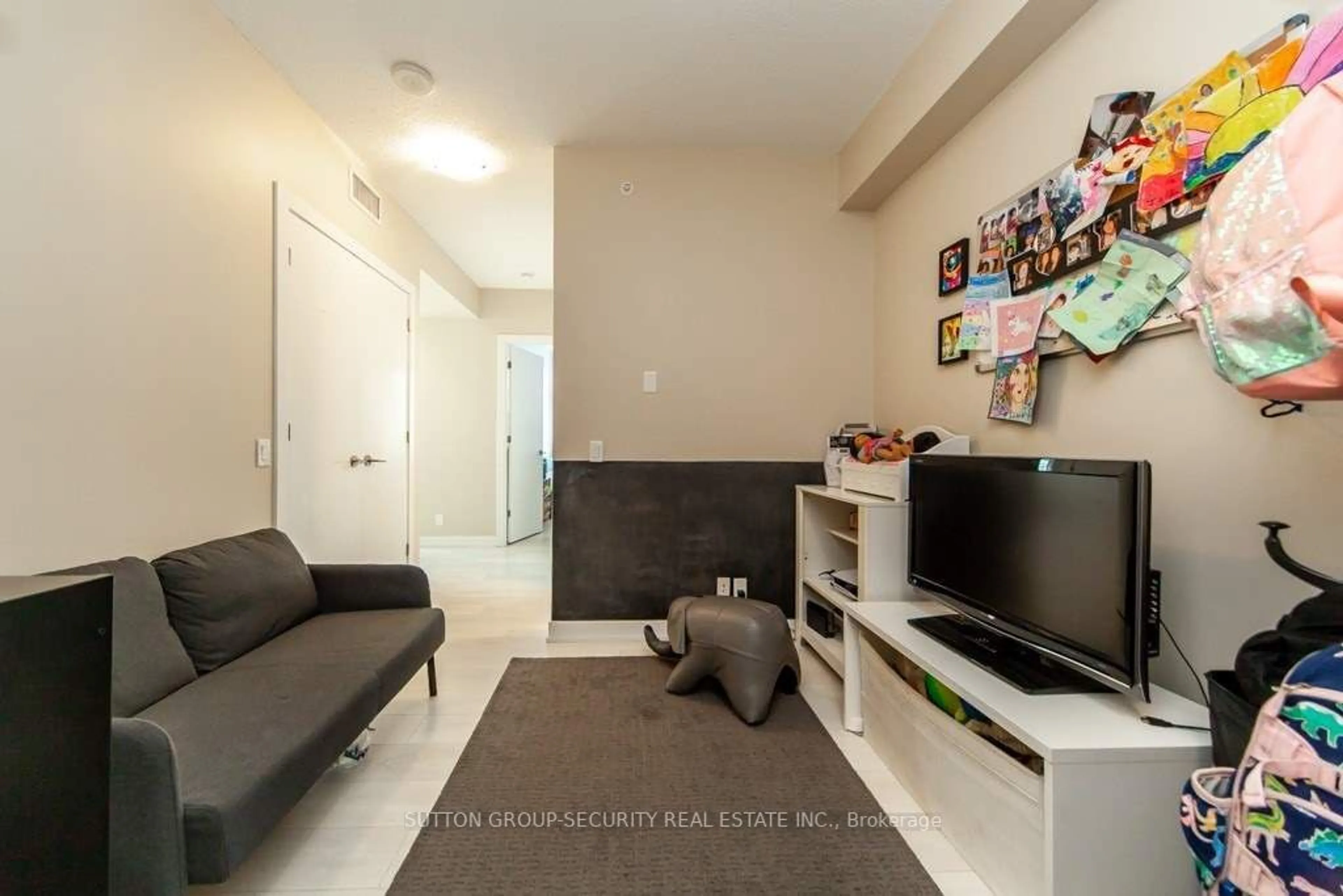 Living room for 2220 Lake Shore Blvd #2507, Toronto Ontario M8V 0C1