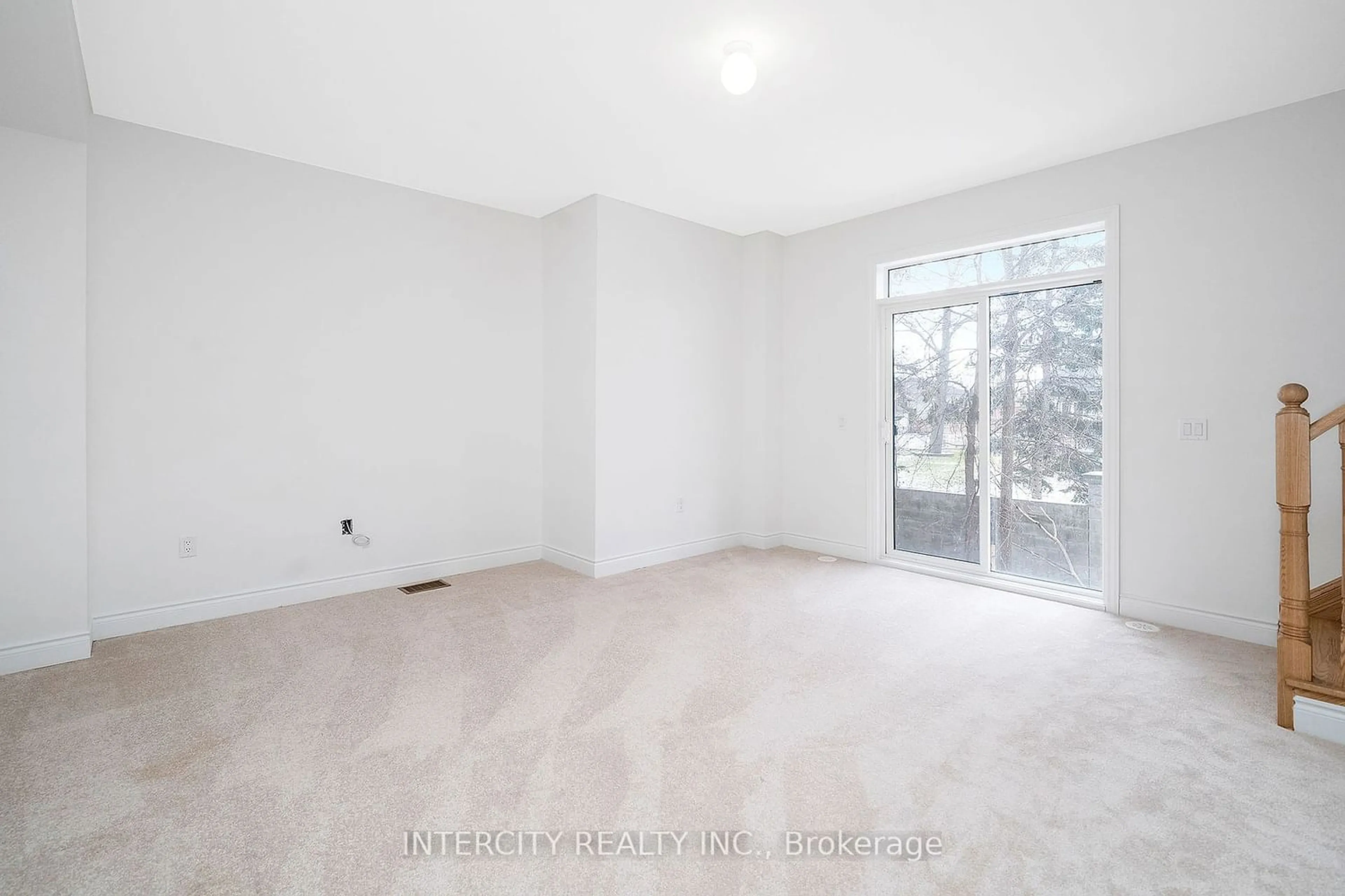 A pic of a room for 20 Tarmola Park Crt, Toronto Ontario M9L 2L1