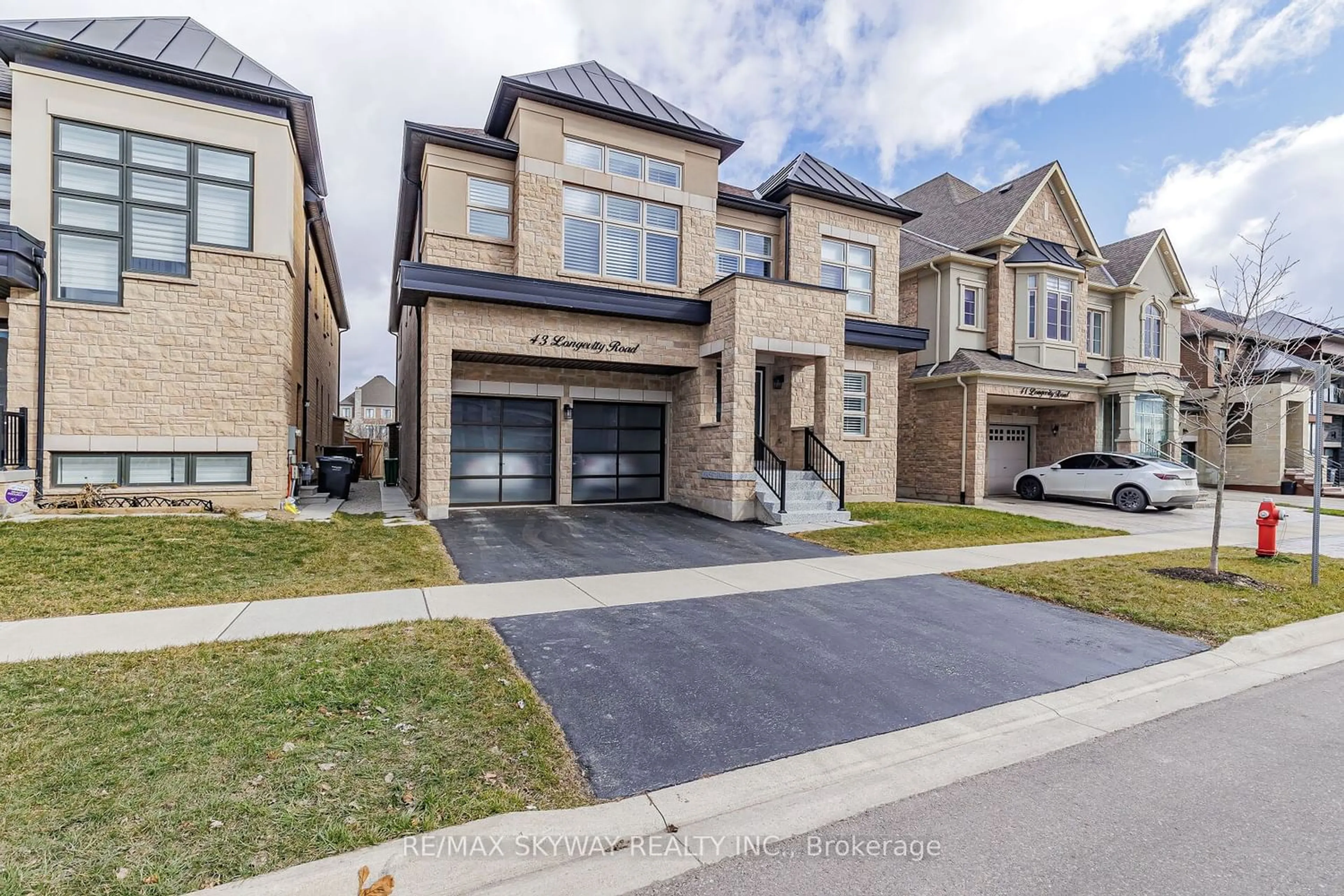 Home with brick exterior material for 43 Longevity Rd, Brampton Ontario L6X 5P3