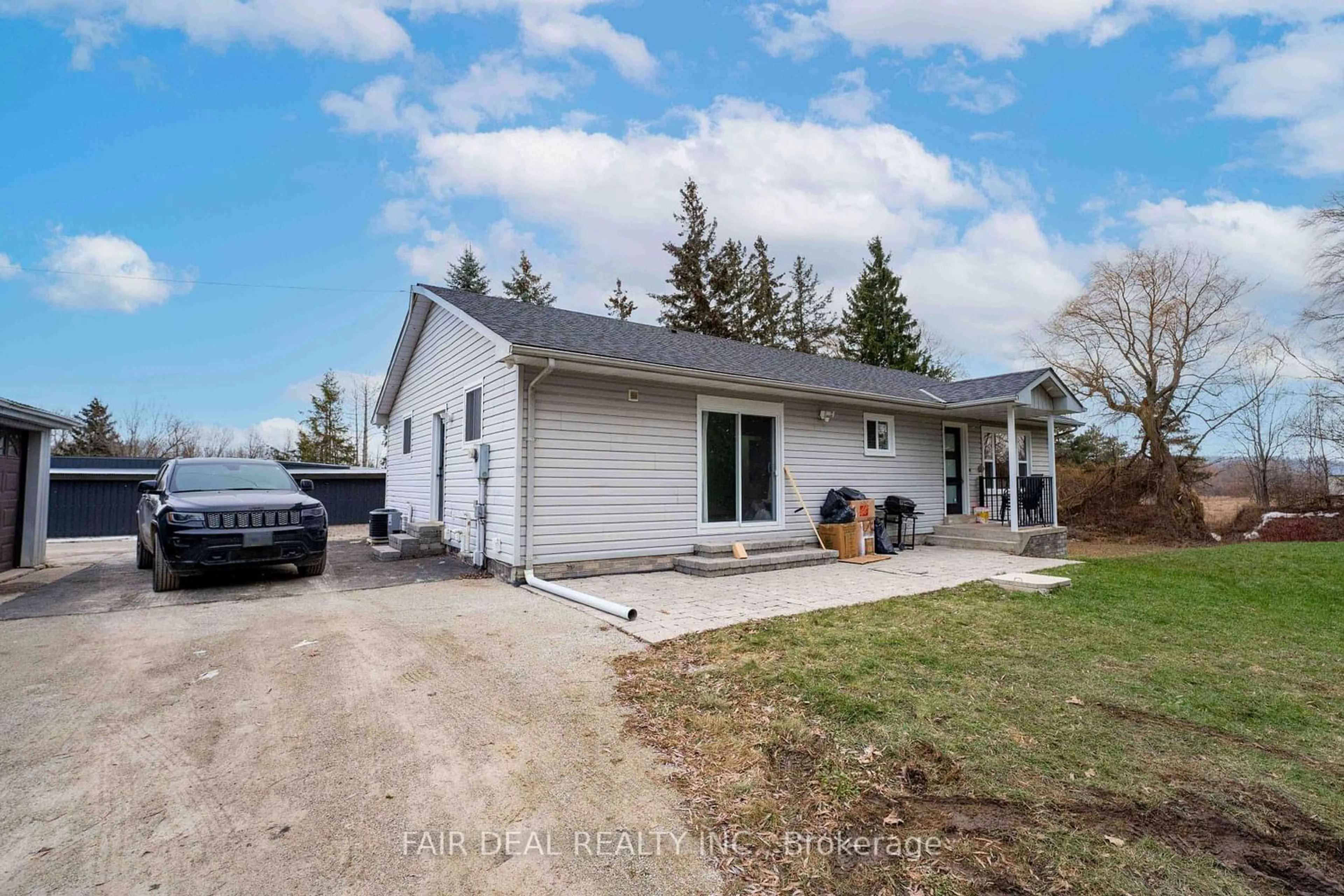 Frontside or backside of a home for 12488 5 Line, Halton Hills Ontario L0P 1H0