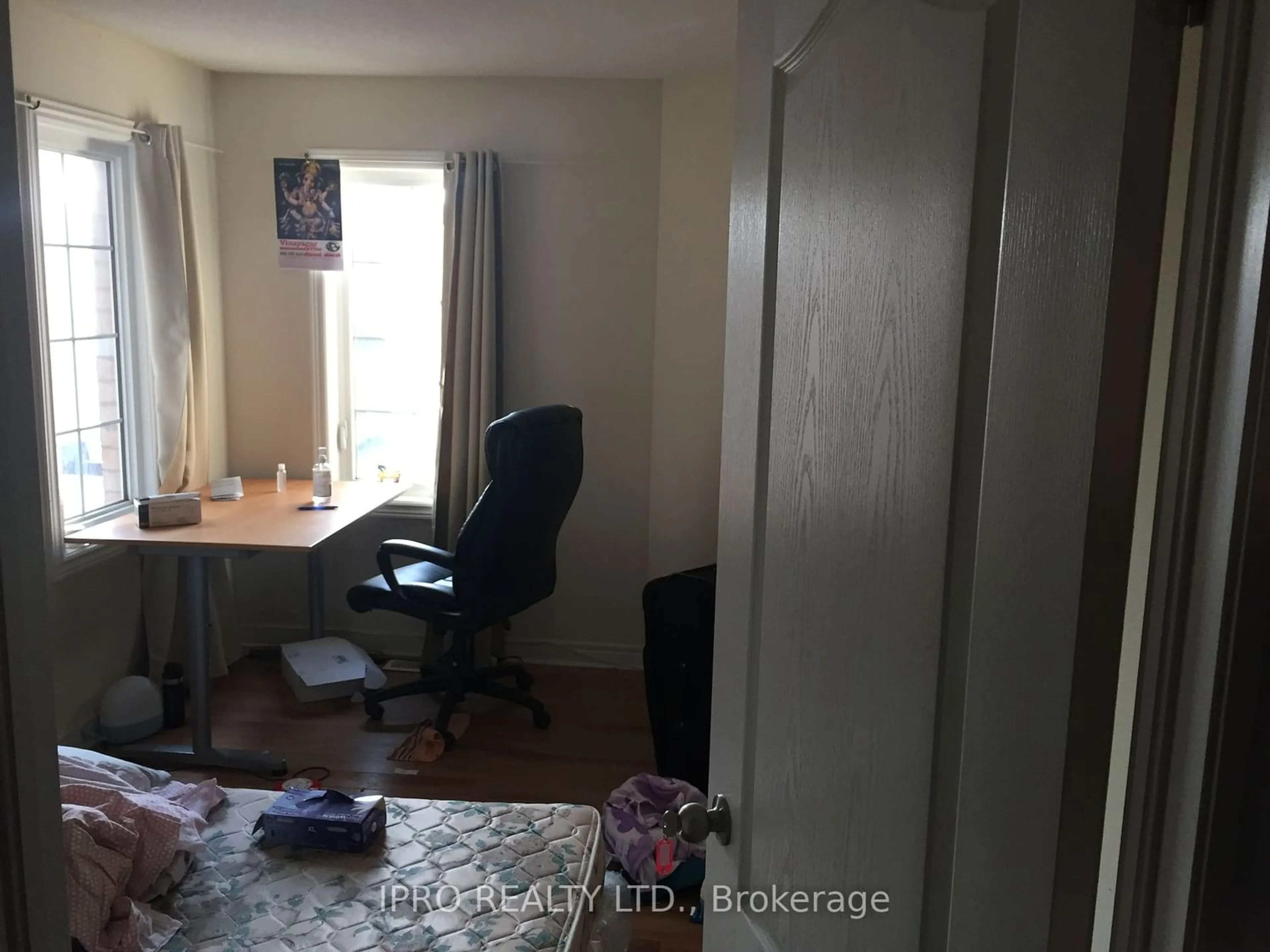 A pic of a room for 4694 Centretown Way, Mississauga Ontario L5R 0C9