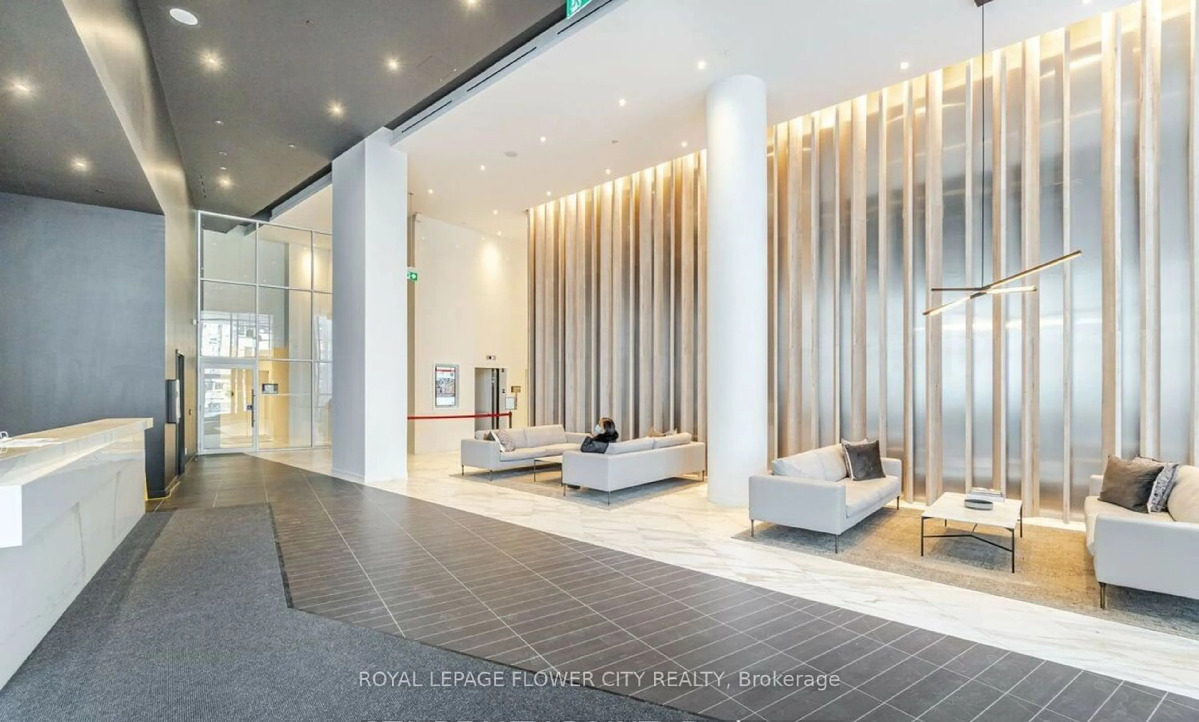 Indoor lobby for 3900 Confederation Pkwy #3006, Mississauga Ontario L5B 0M3