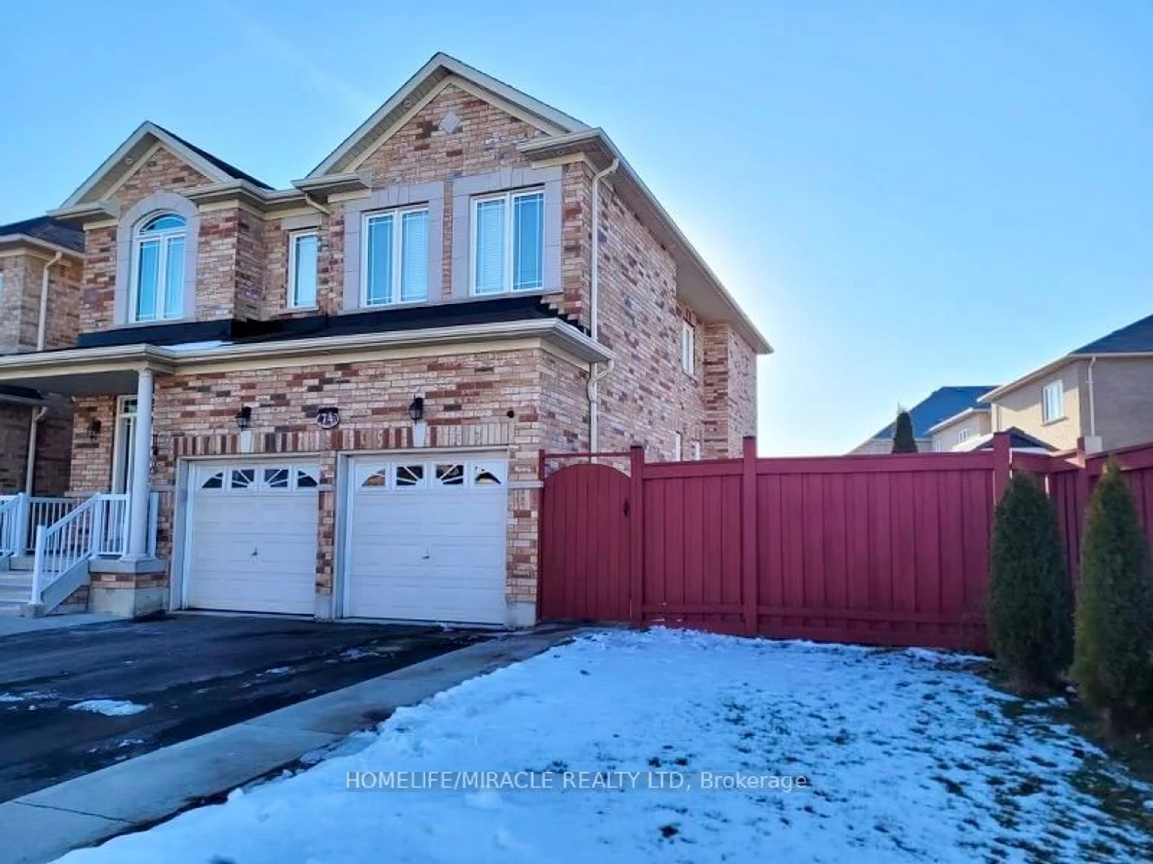 A pic from exterior of the house or condo for 74 Skyvalley Dr, Brampton Ontario L6P 3B7
