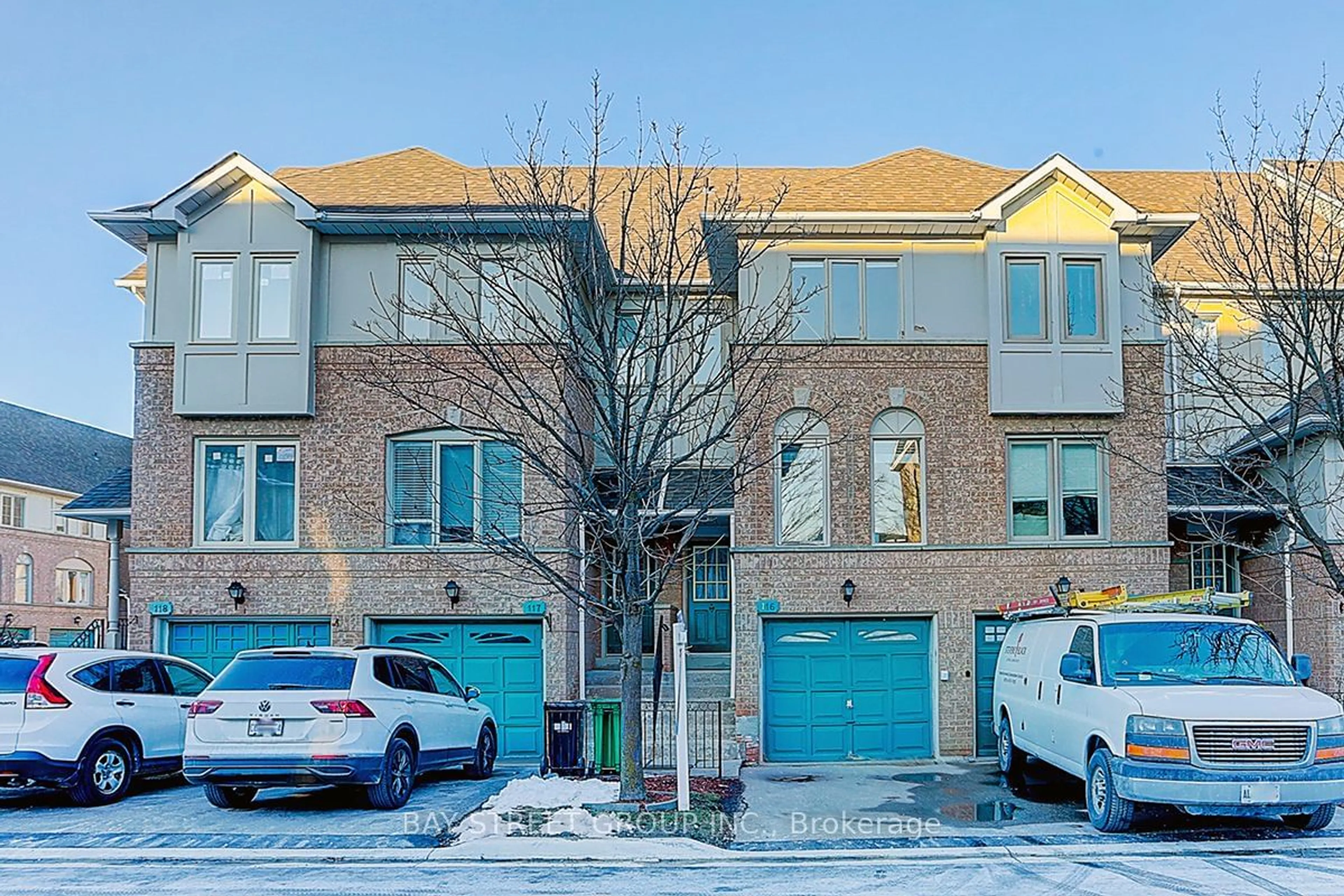 A pic from exterior of the house or condo for 1050 Bristol Rd #116, Mississauga Ontario L5V 2E8