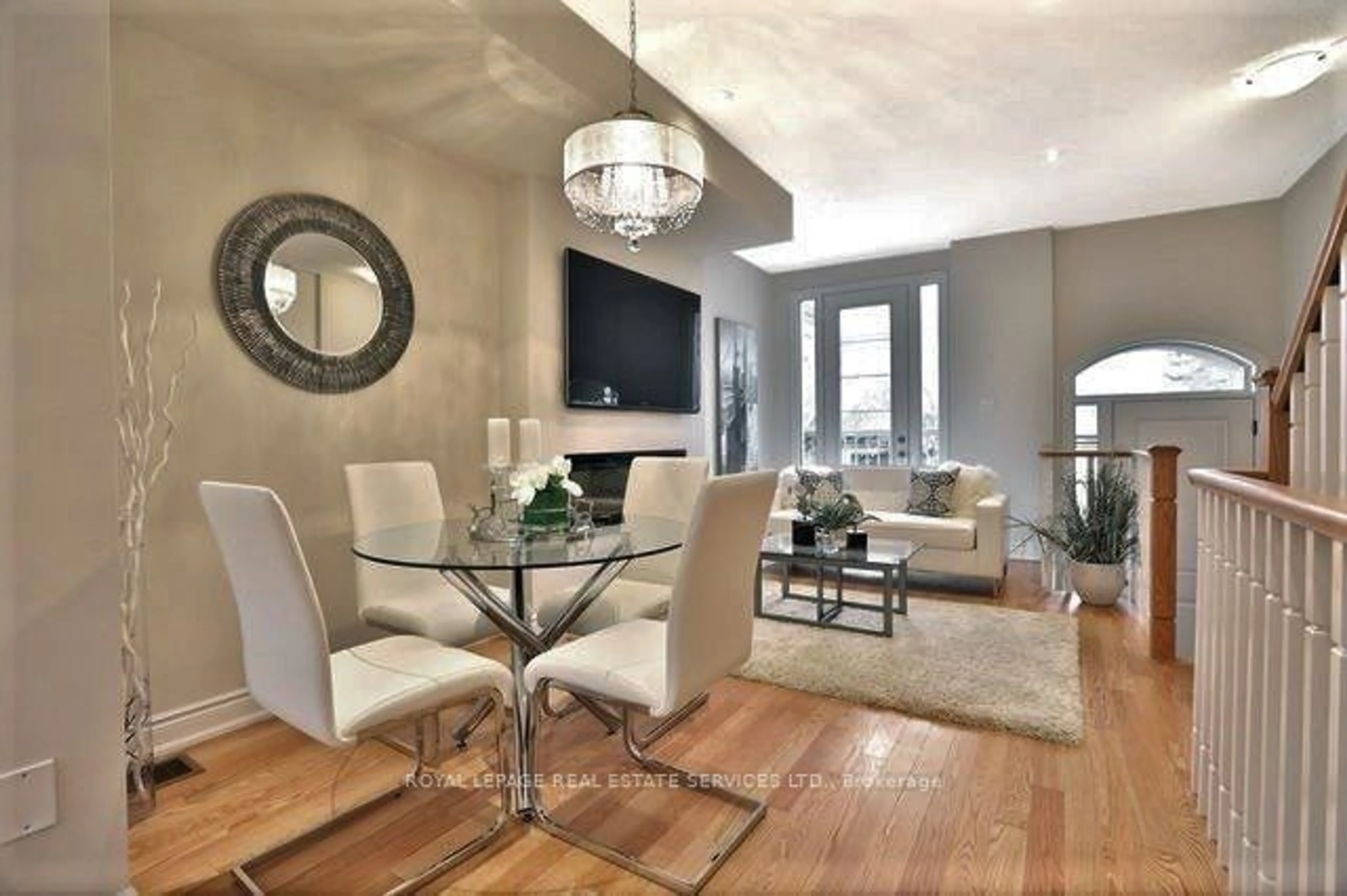 Living room for 1024B Islington Ave, Toronto Ontario M8Z 6A4