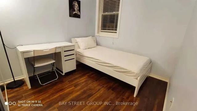 Additional property image - 760 Lawrence Ave Unit 87