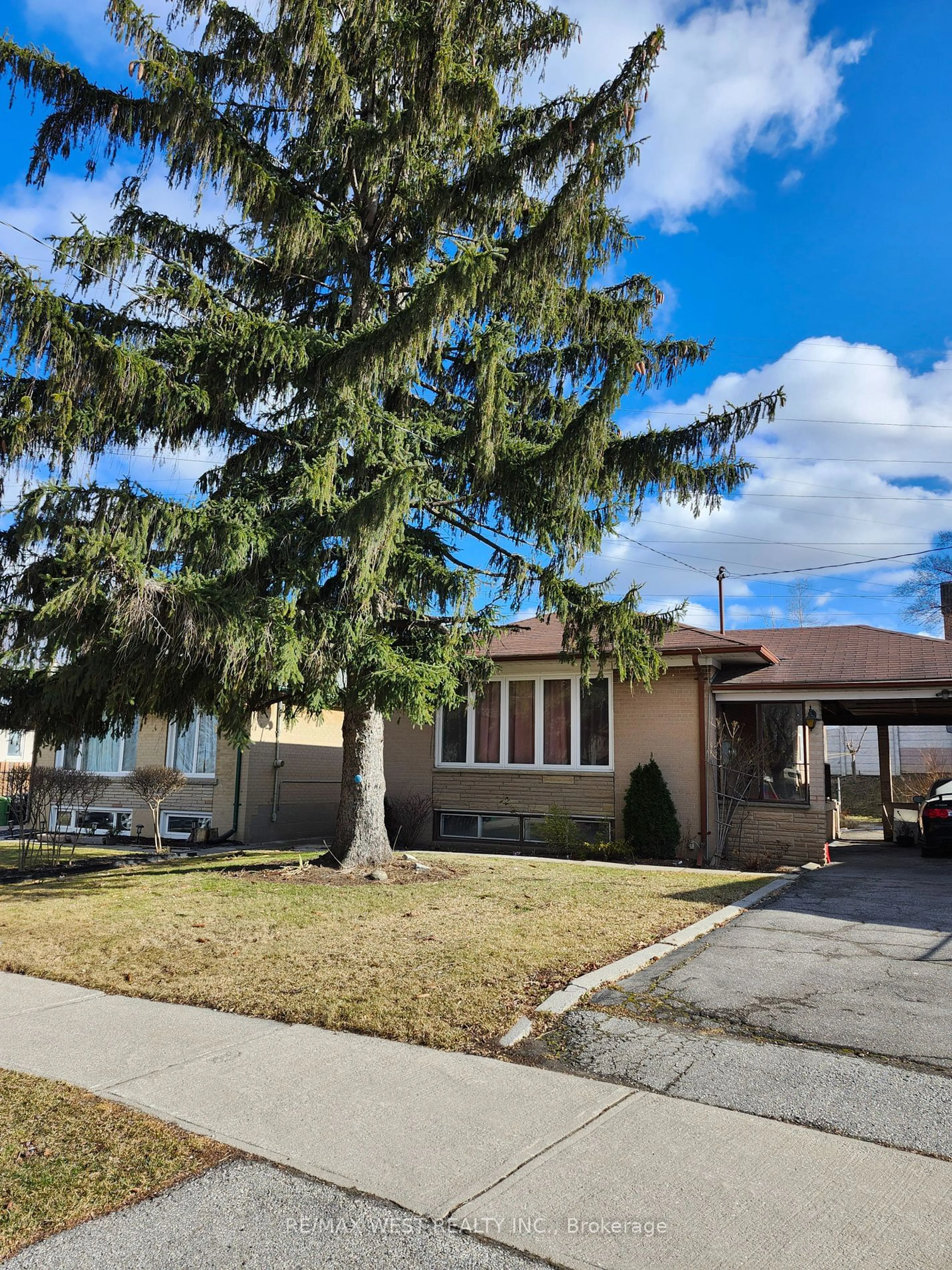 Frontside or backside of a home for 99 Stavely Cres, Toronto Ontario M9W 2C6