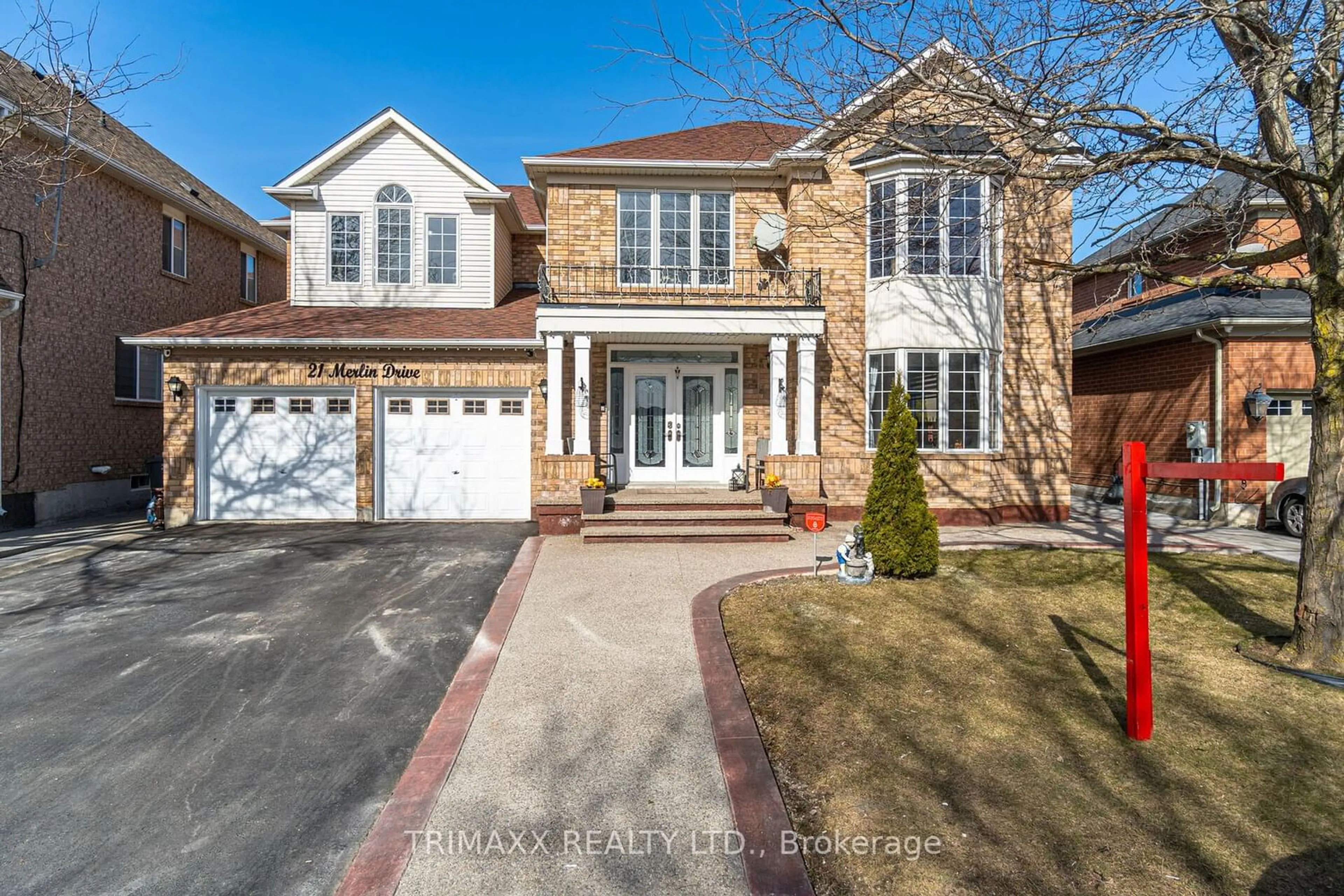Home with brick exterior material for 21 Merlin Dr, Brampton Ontario L6P 1E9
