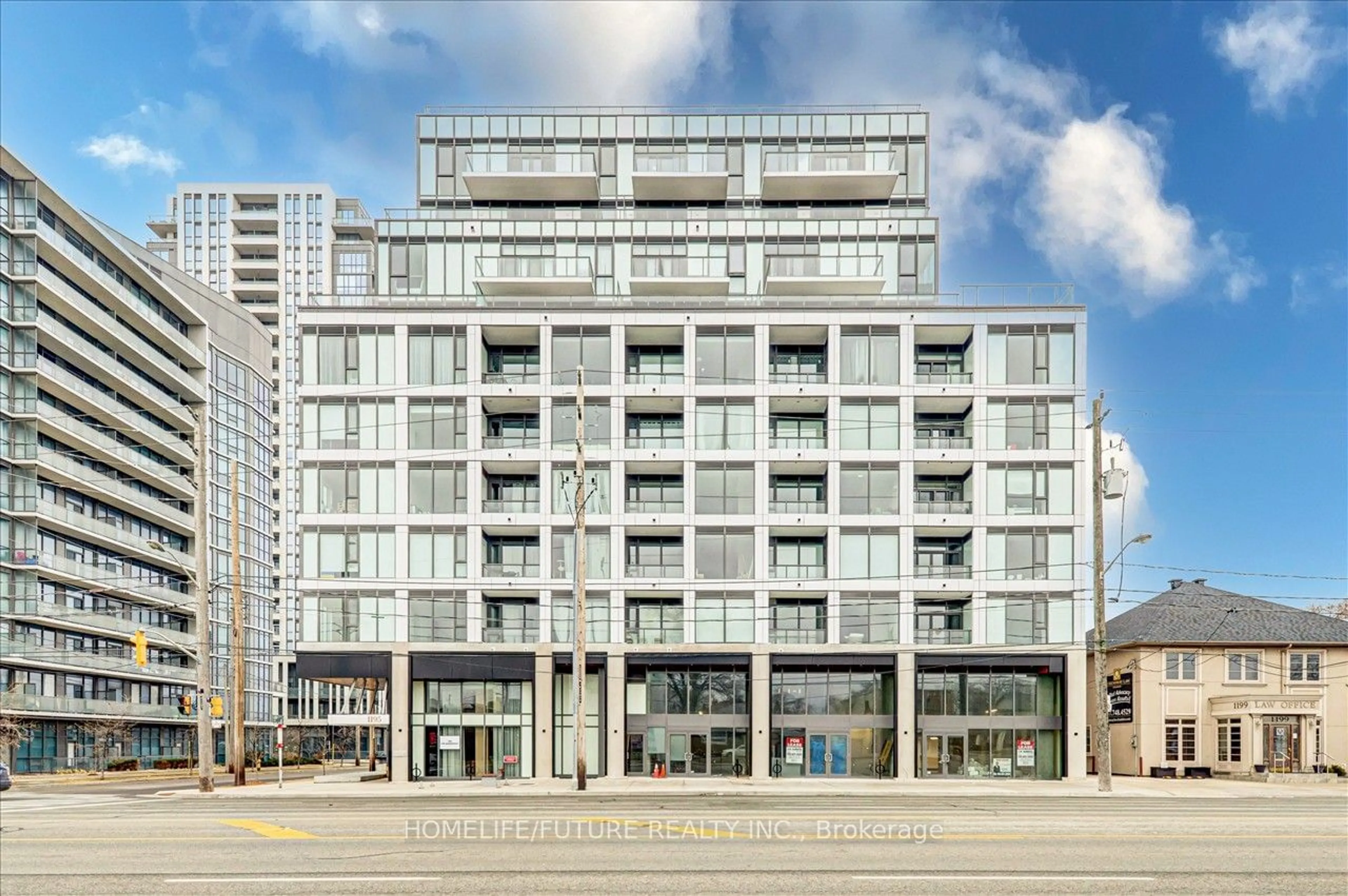 A pic from exterior of the house or condo for 1195 The Queens Way #1001, Toronto Ontario M8Z 1R6