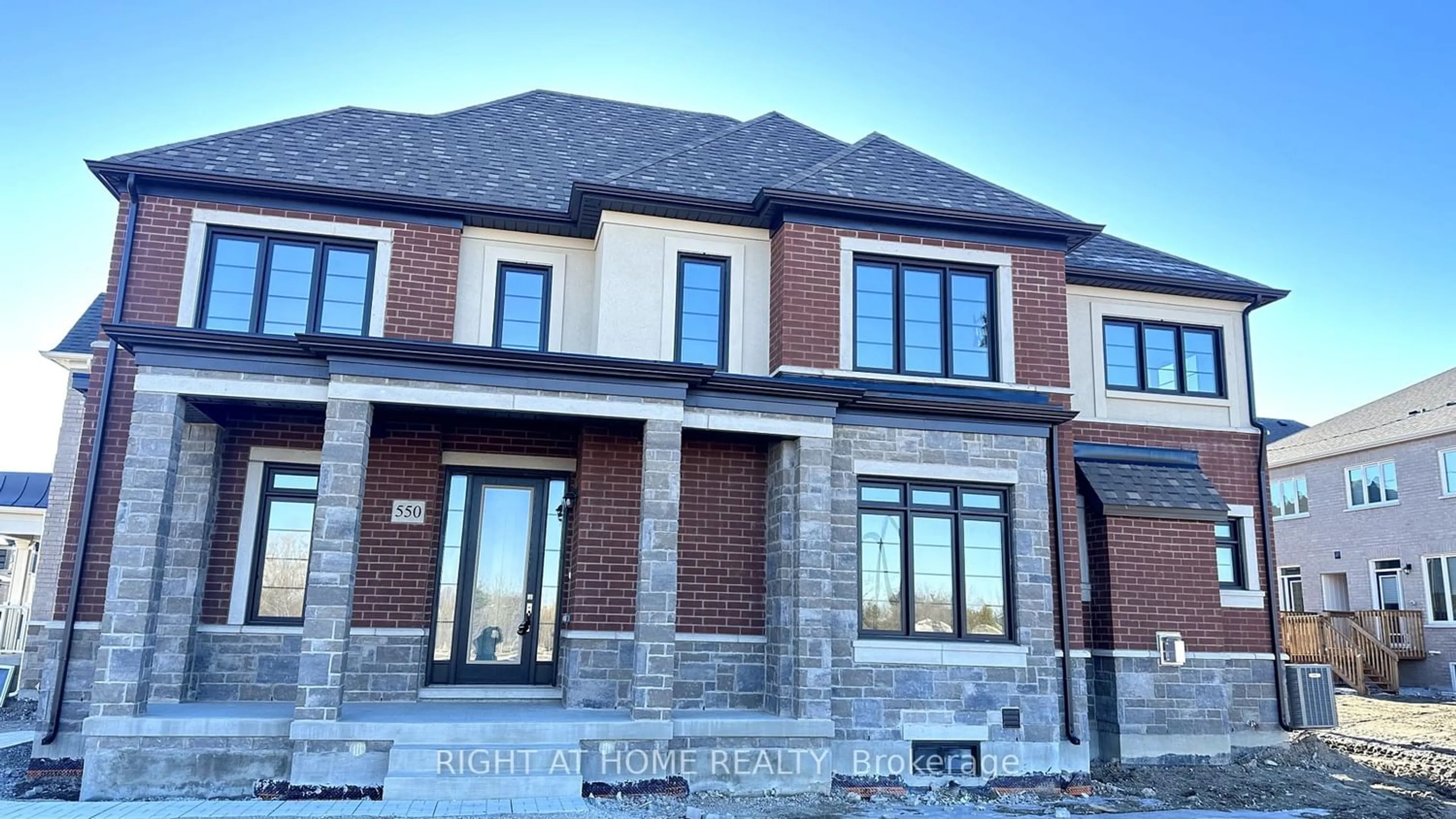 Home with brick exterior material for 550 Rivermont Rd, Brampton Ontario L6Y 0E4
