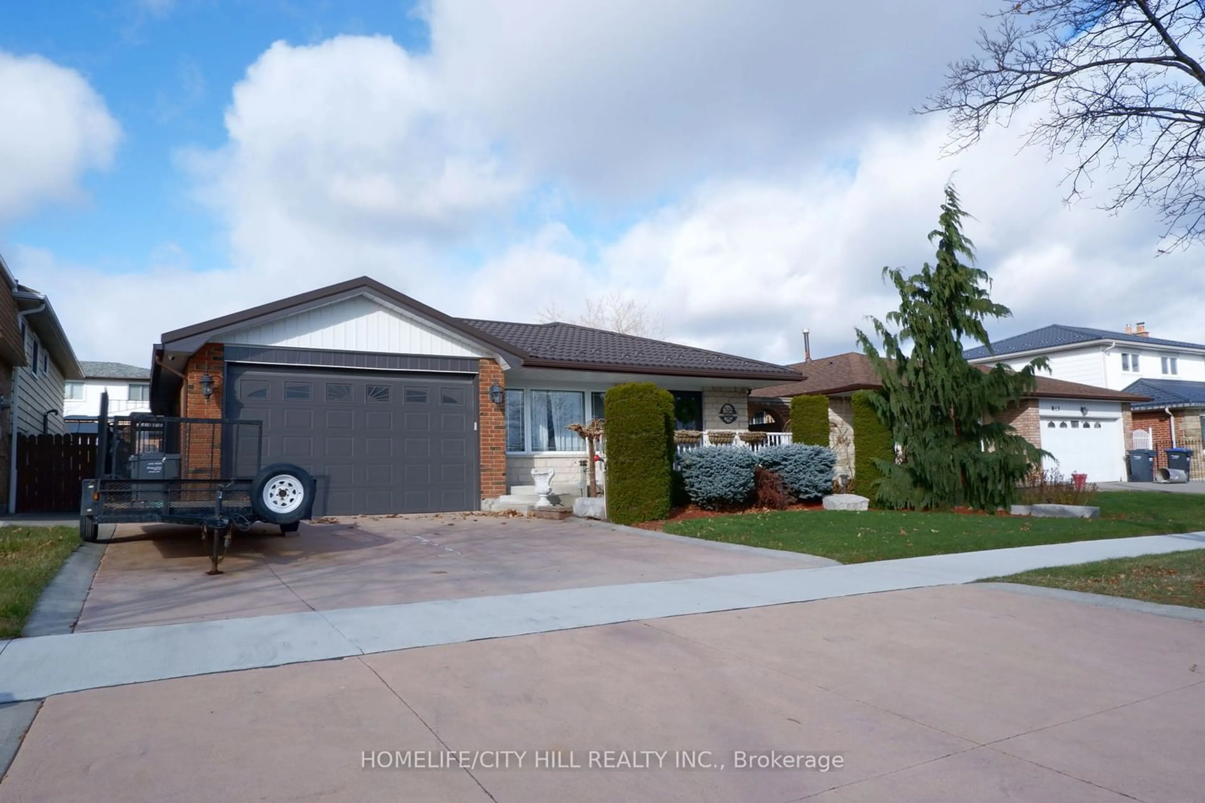 Frontside or backside of a home for 491 Paisley Blvd, Mississauga Ontario L5B 2M1