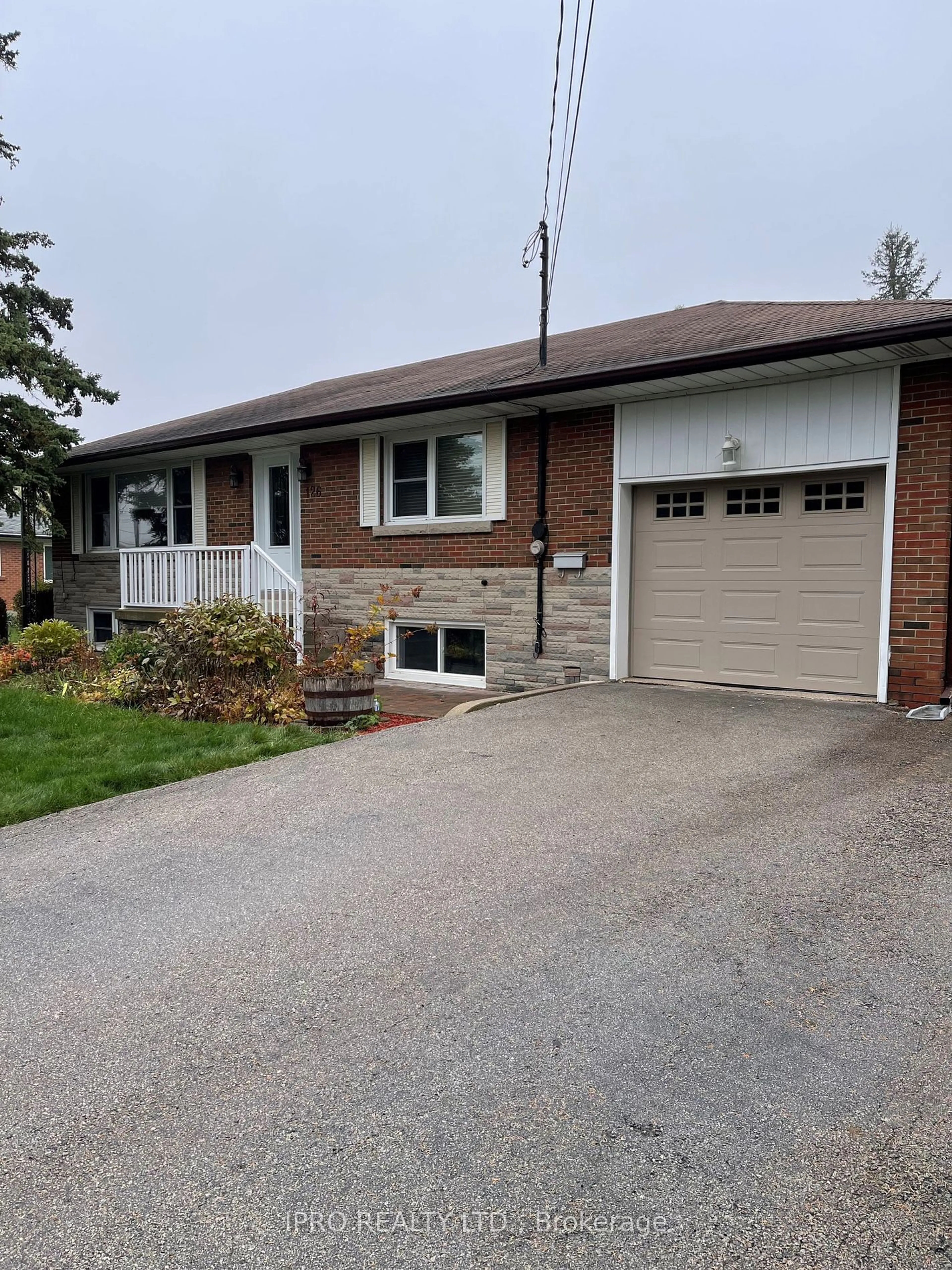Frontside or backside of a home for 126 Tremaine Rd, Milton Ontario L9T 2X3