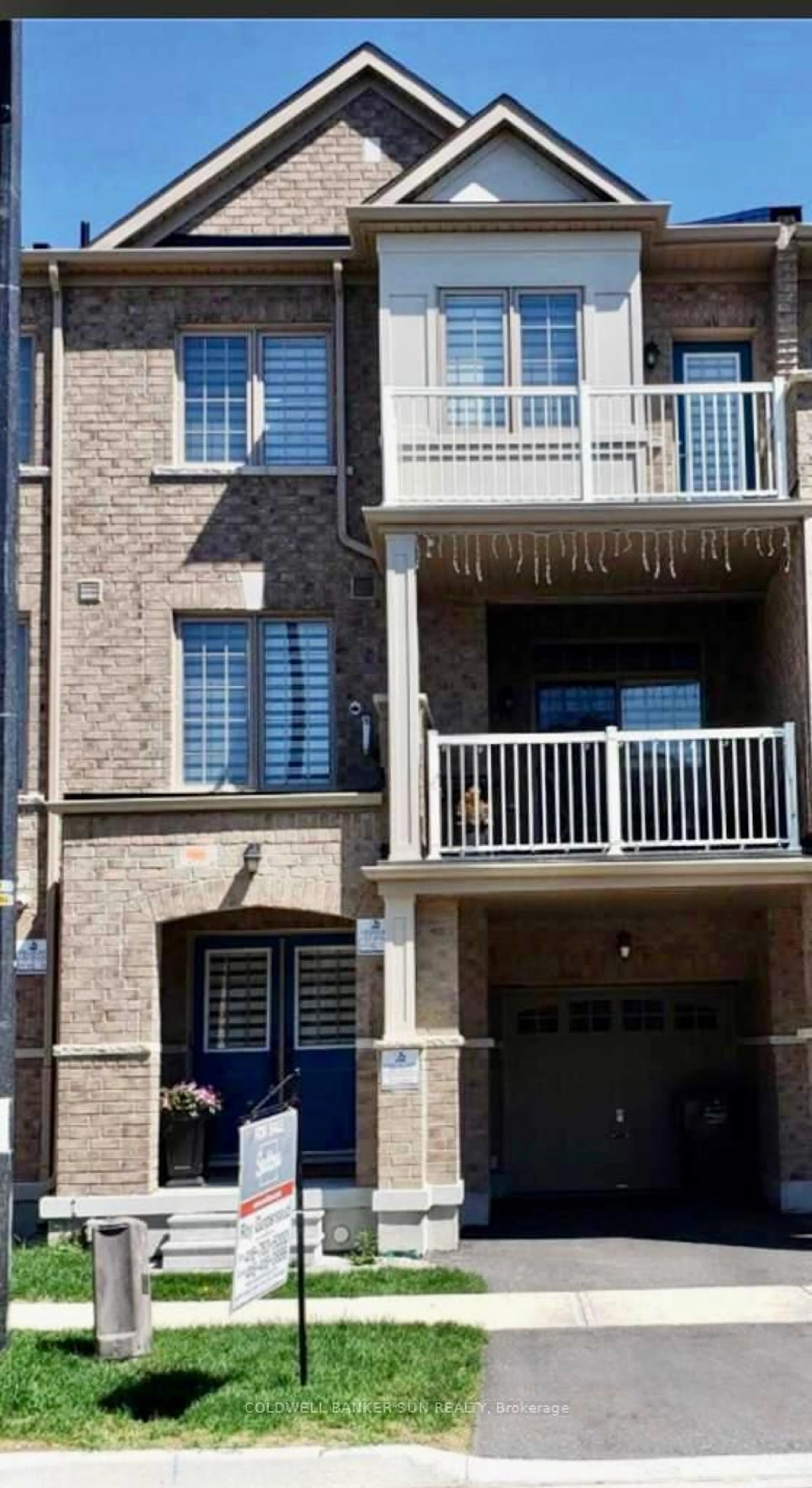 A pic from exterior of the house or condo for 37 Labrish Rd, Brampton Ontario L7A 5C2