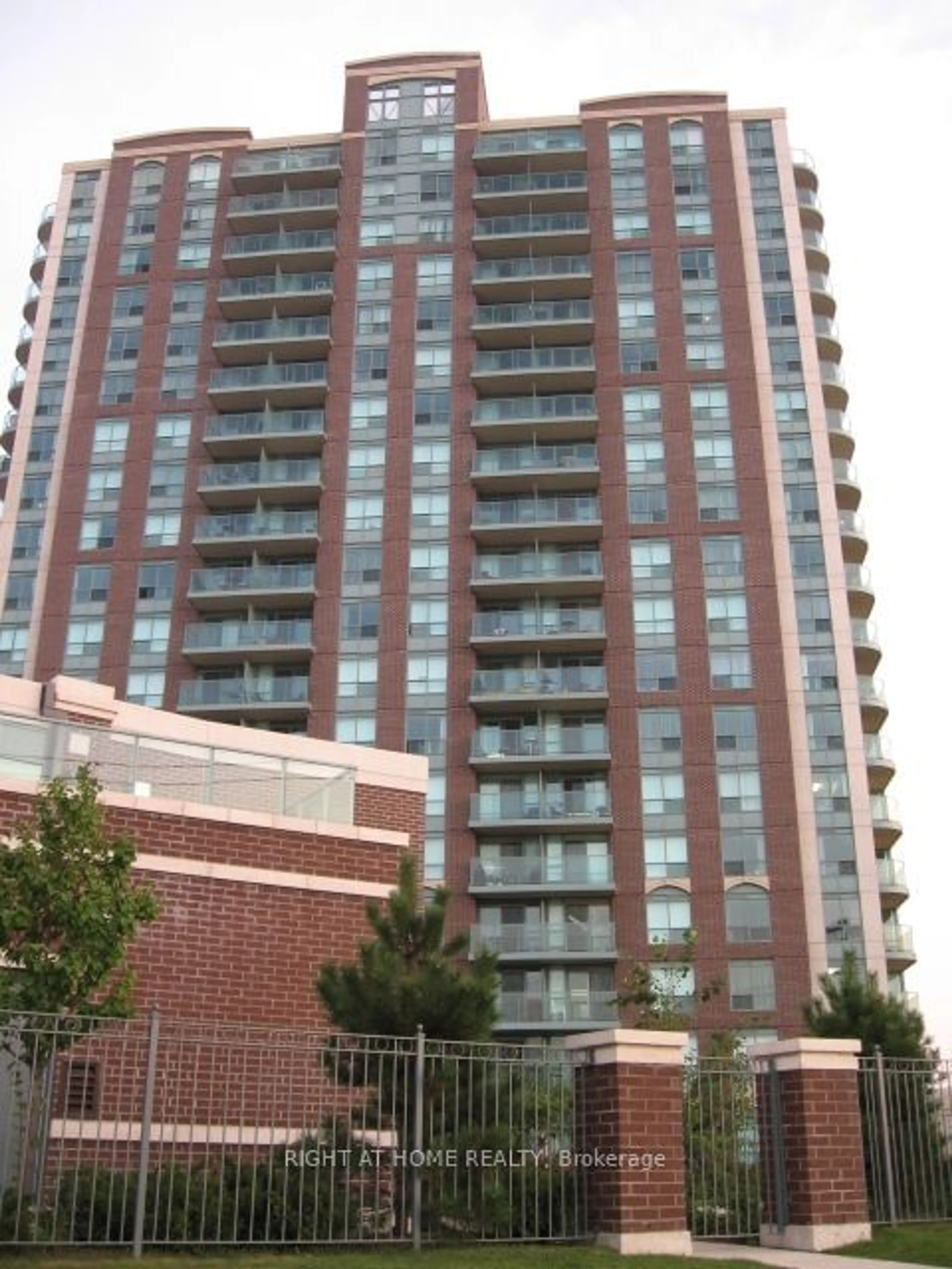 A pic from exterior of the house or condo for 4889 Kimbermount Ave #1911, Mississauga Ontario L5M 7R9