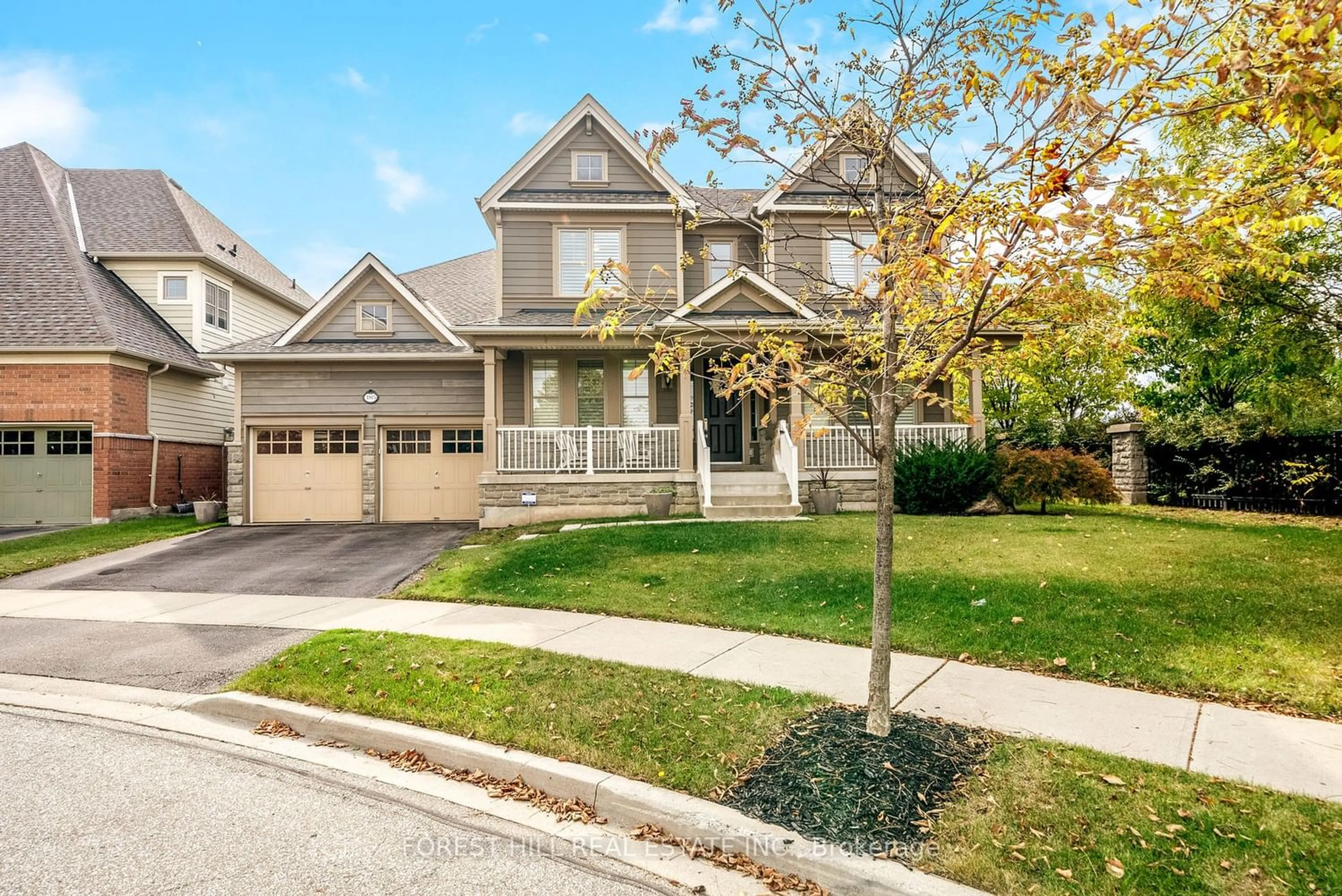 Frontside or backside of a home for 185 Holloway Terr, Milton Ontario L9T 0R8