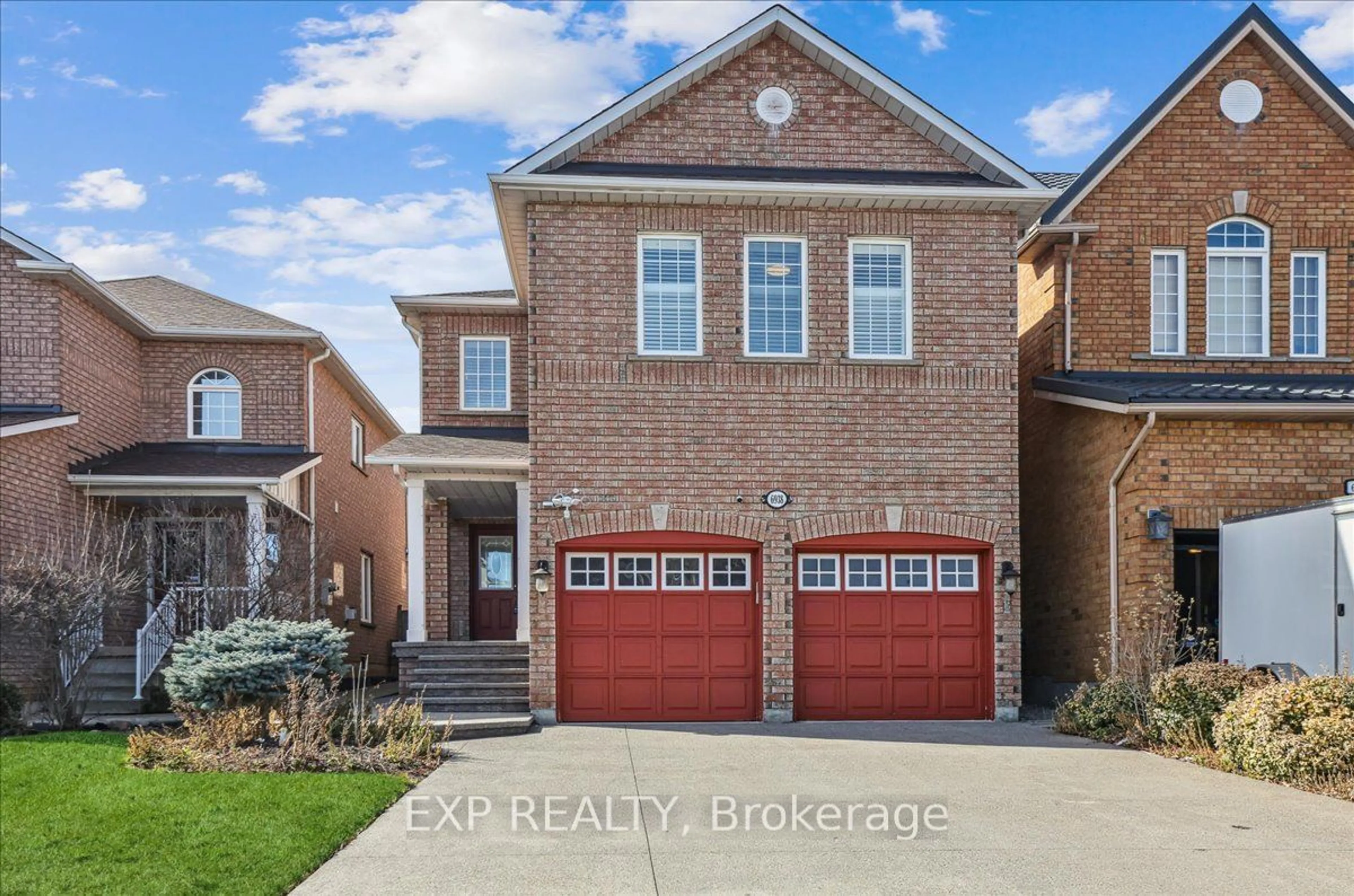Home with brick exterior material for 6938 Amour Terr, Mississauga Ontario L5W 1G5