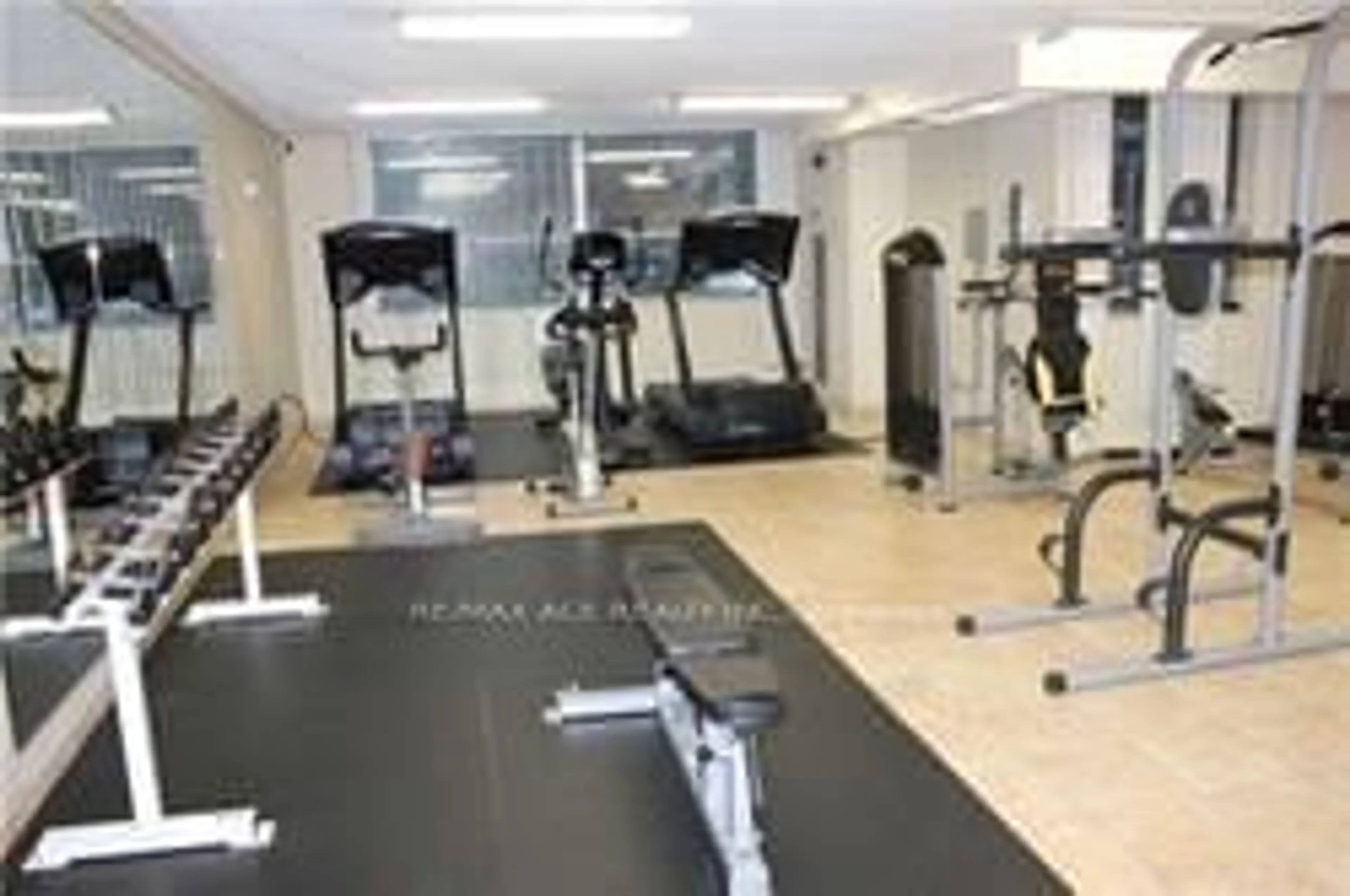 Gym or fitness room for 10 Tobermory Dr #415, Toronto Ontario M3N 2Y5