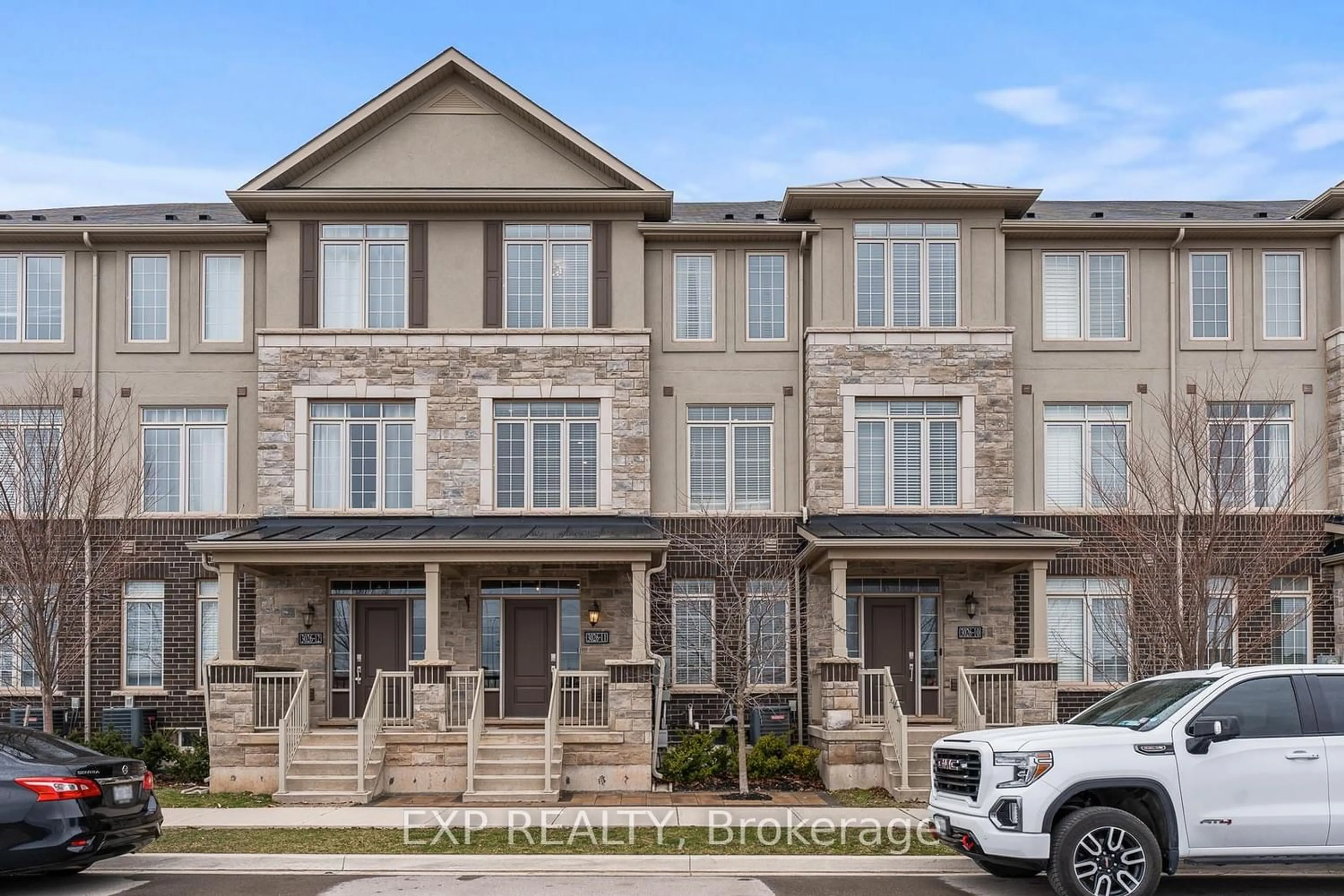 A pic from exterior of the house or condo for 3026 Postridge Dr #11, Oakville Ontario L6H 7E3